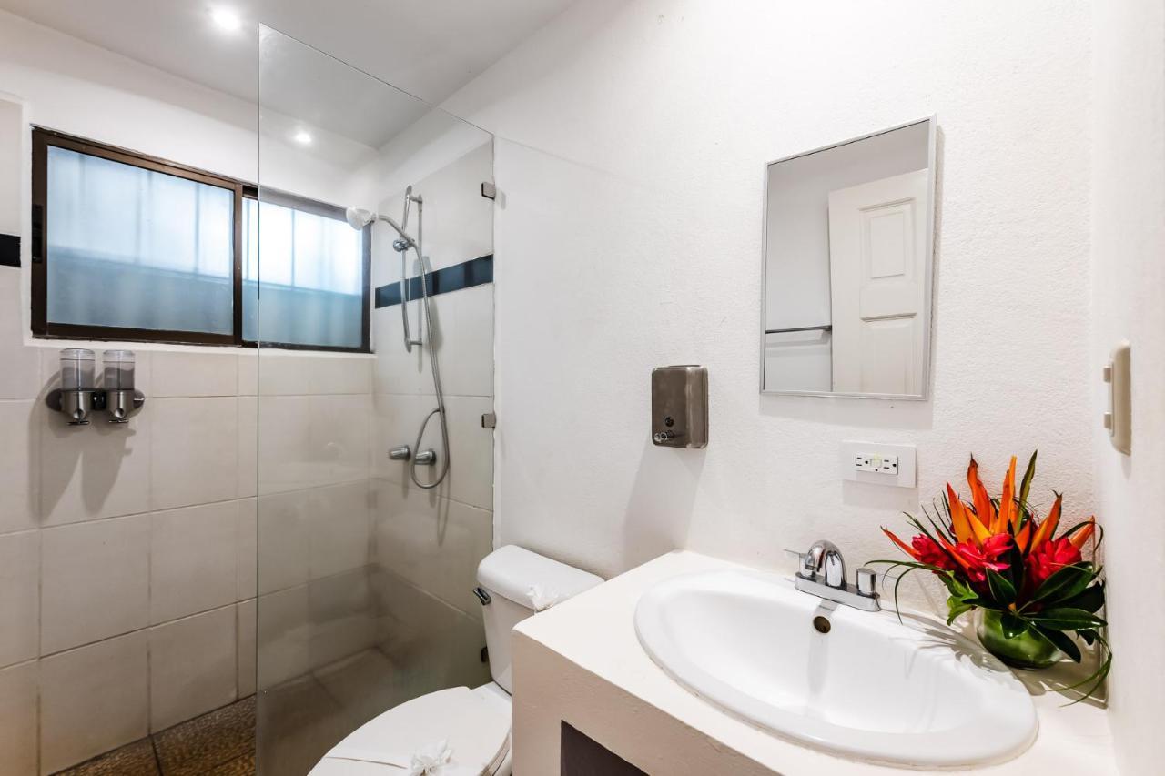 Hotel Gardenia Тамариндо Экстерьер фото