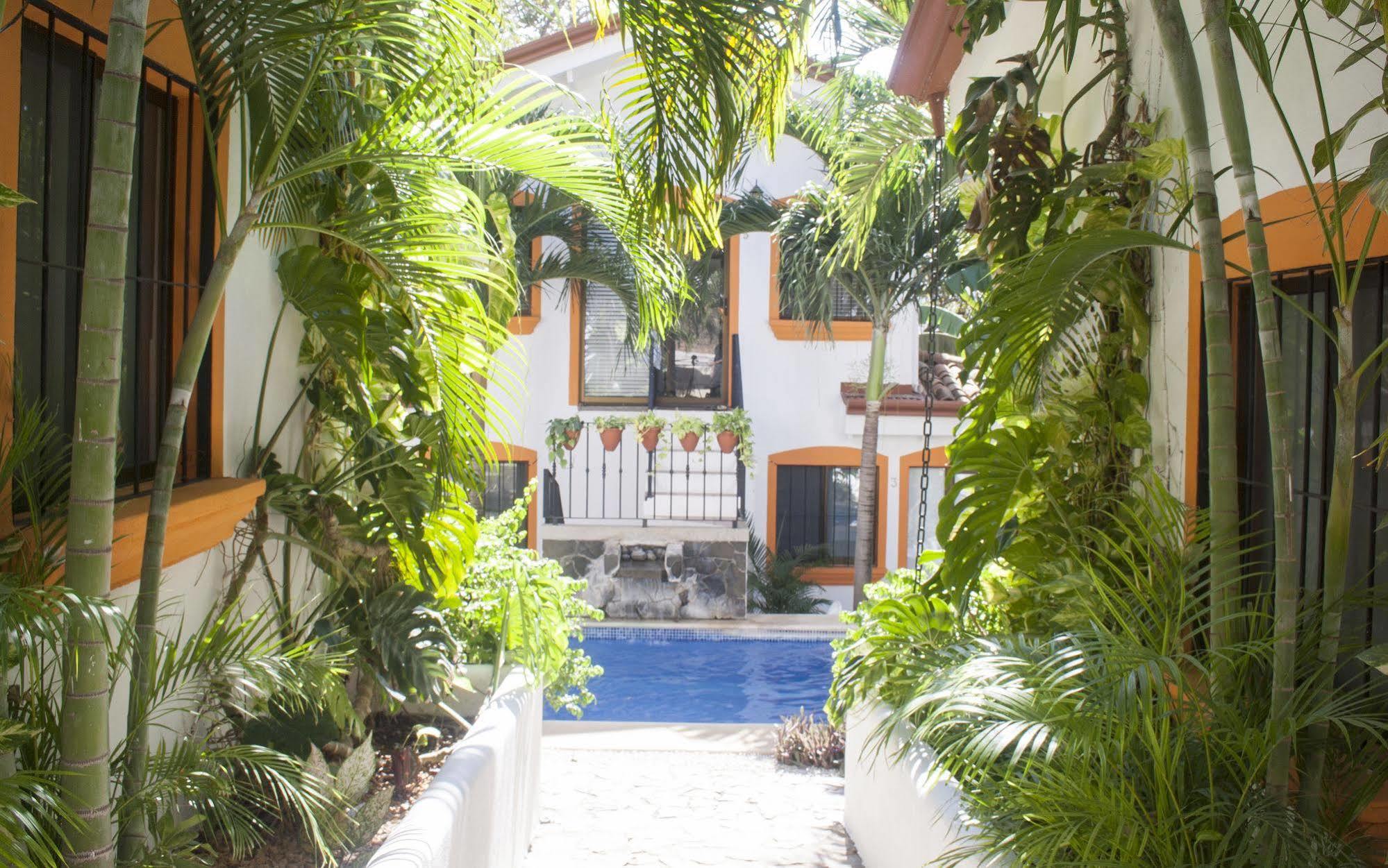 Hotel Gardenia Тамариндо Экстерьер фото