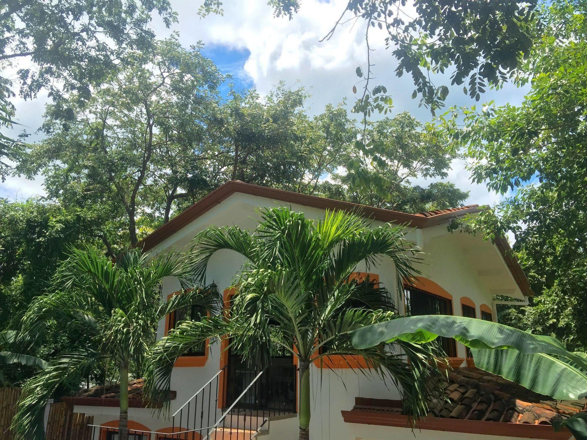 Hotel Gardenia Тамариндо Экстерьер фото